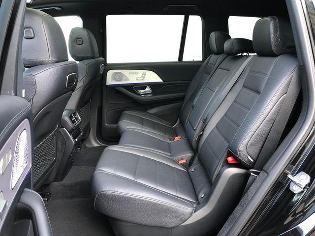 Mercedes-Benz GL • 2019 • 18,700 km 2