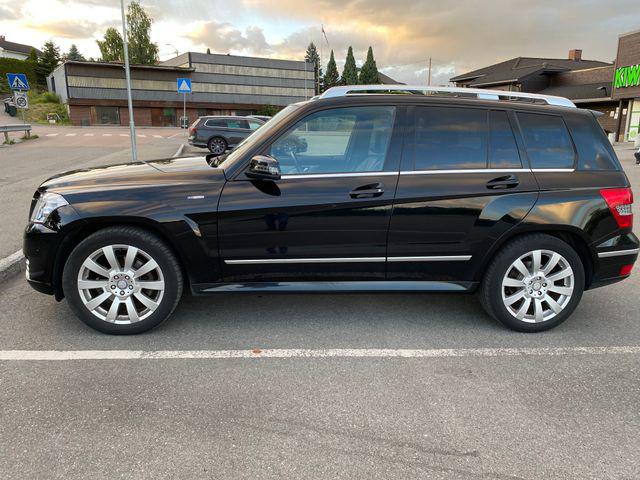 Mercedes-Benz GLK • 2010 • 77,500 km 6