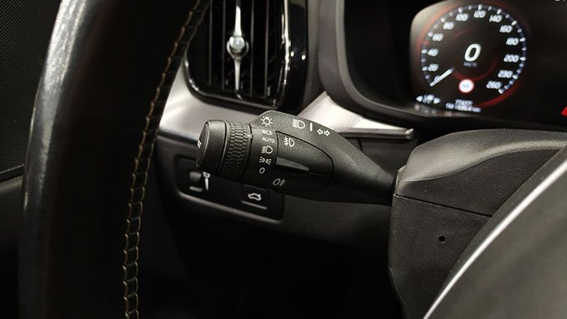 Volvo XC60 • 2018 • 77,477 km 40