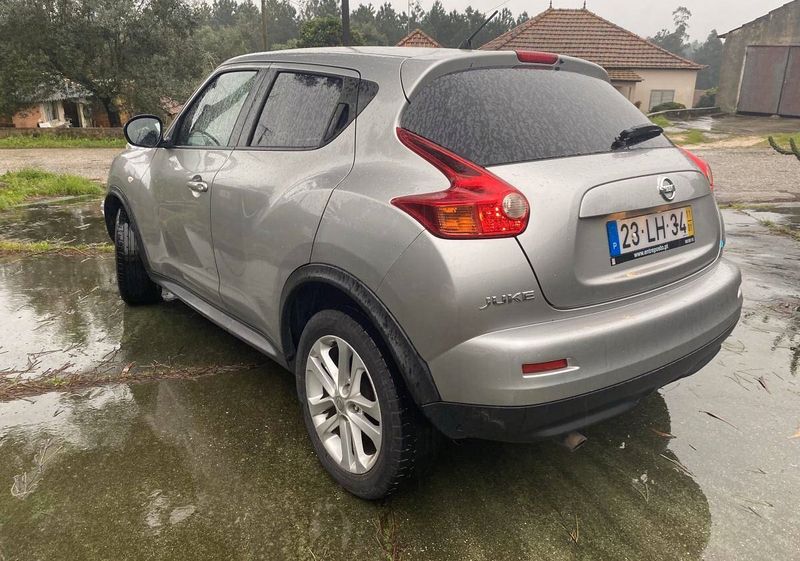 Nissan Juke • 2011 • 180,000 km 5