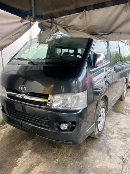 Toyota Hiace • 2017 • 50,000 km 1