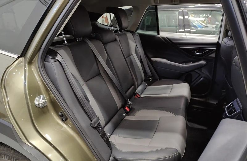 Subaru Outback • 2022 • 42,610 km 6