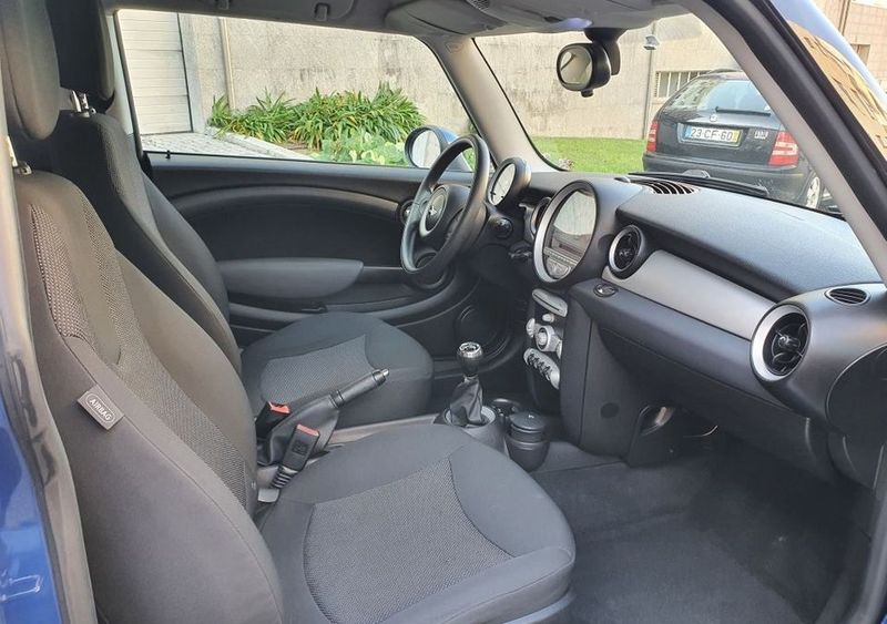 MINI Cooper • 2009 • 149,000 km 3