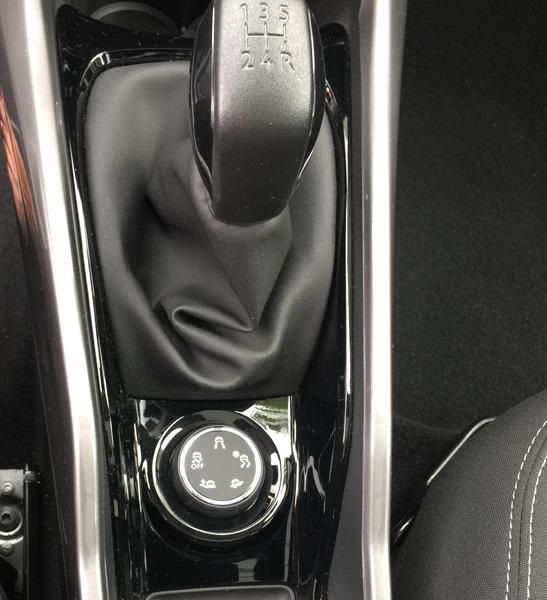 Peugeot 2008 • 2020 • 2,078 km 2