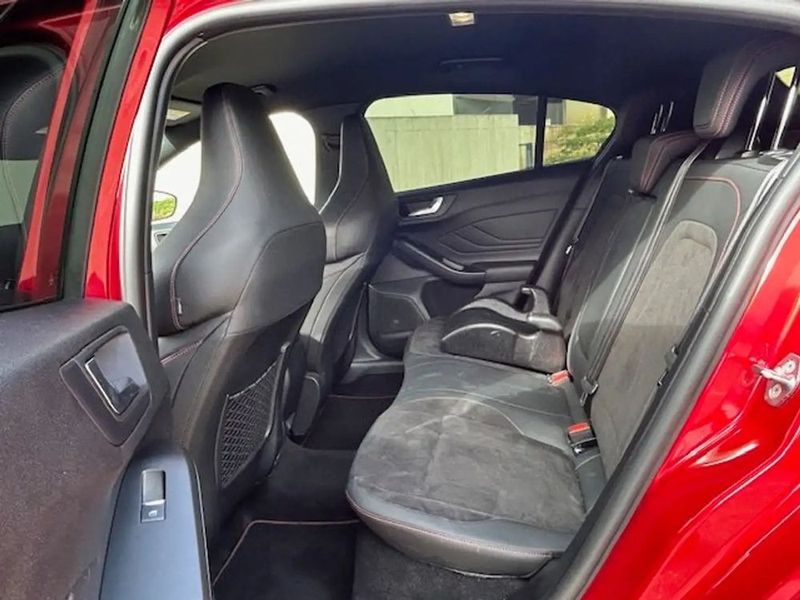 Ford Focus • 2023 • 30,000 km 8