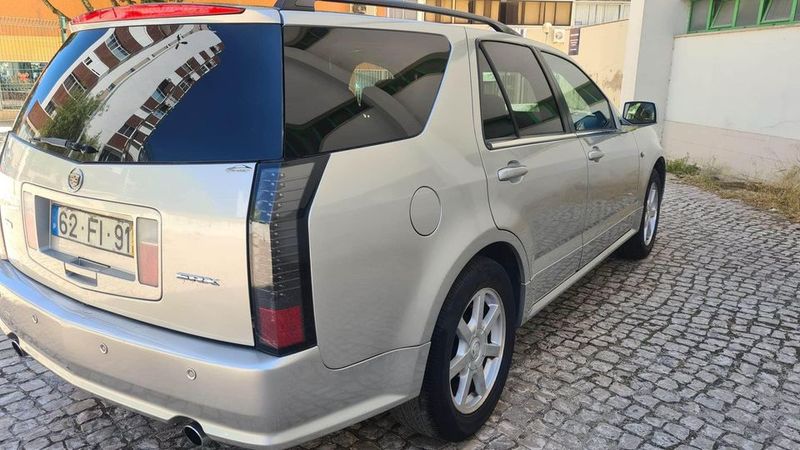 Cadillac SRX • 2008 • 199,000 km 6