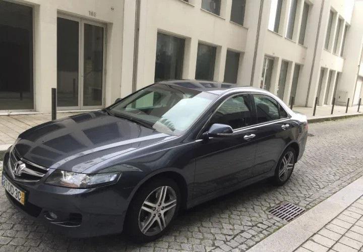 Honda Accord • 2007 • 333,000 km 2
