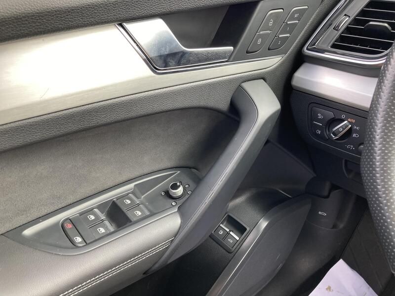 Audi Q5 Sportback • 2022 • 76,769 km 15