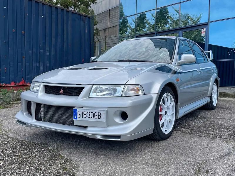 Mitsubishi Lancer Evo • 2000 • 91,744 km 1