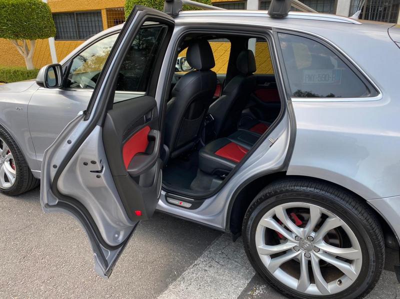 Audi SQ5 • 2015 • 63,000 km 18