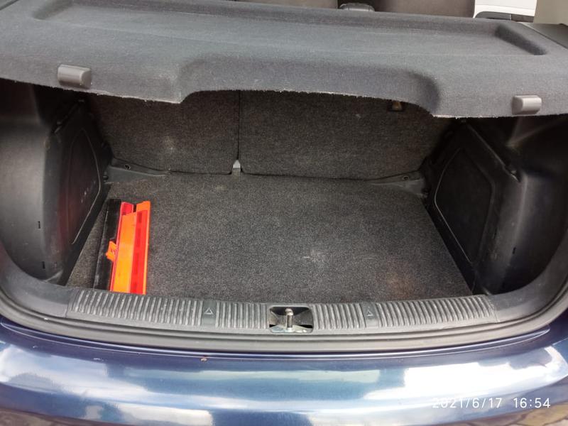 Škoda Fabia • 2011 • 159,000 km 3