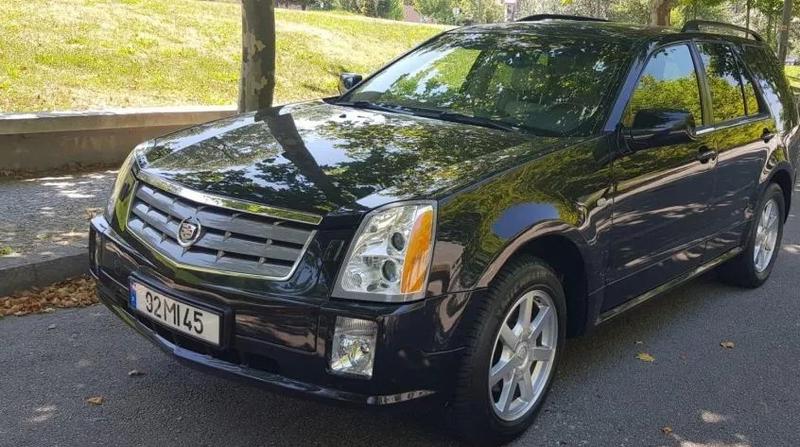 Cadillac SRX • 2005 • 77,800 km 4