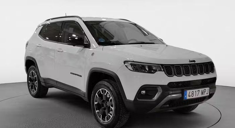 Jeep Compass • 2024 • 34,000 km 1