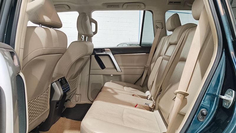 Toyota Land Cruiser • 2018 • 73,085 km 7