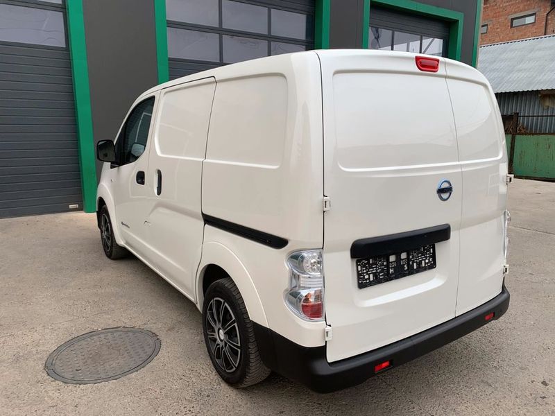 Nissan e-NV200 • 2018 • 65,000 km 3