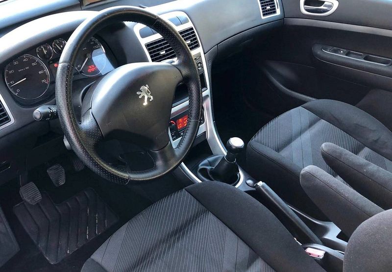 Peugeot 307 • 2005 • 190,000 km 6