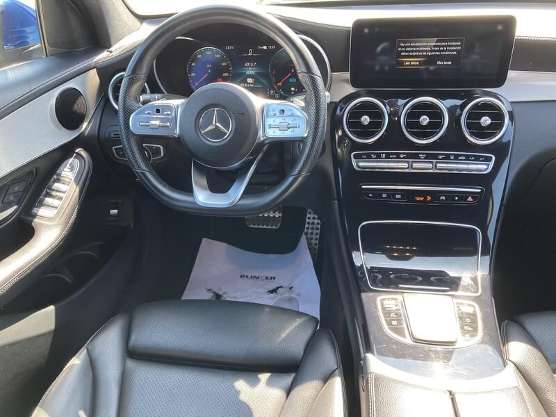 Mercedes-Benz GLC • 2022 • 62,491 km 9