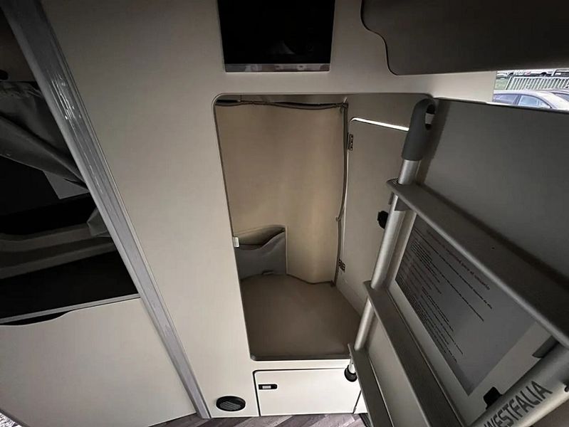 Ford Transit • 2022 • 22,300 km 12