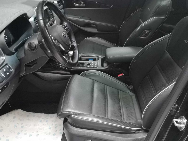 Kia Sorento • 2019 • 45,890 km 10