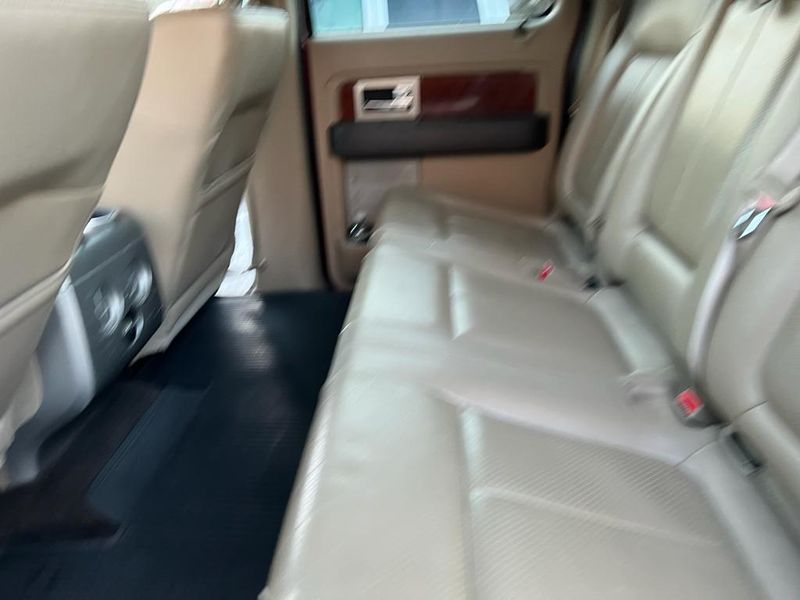 Ford F-150 • 2010 • 165,000 km 10