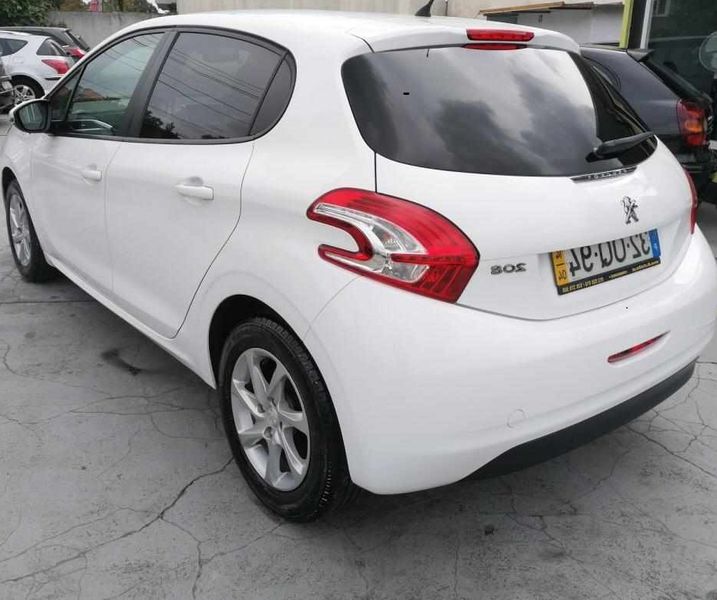 Peugeot 2008 • 2014 • 107,000 km 4