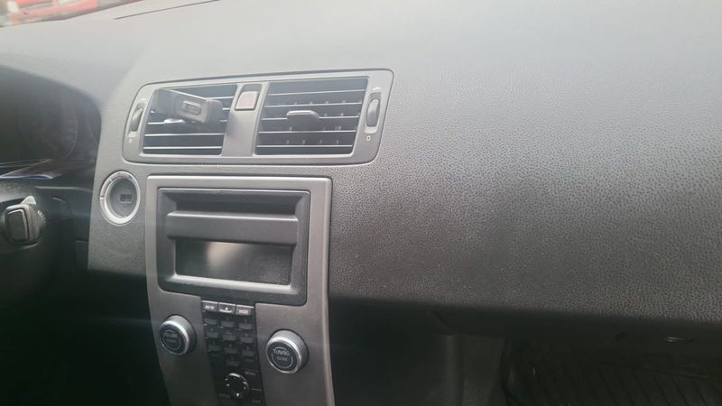 Volvo S40 • 2009 • 100 km 6