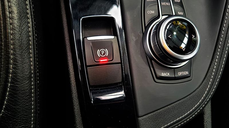 BMW X1 • 2018 • 22,851 km 15