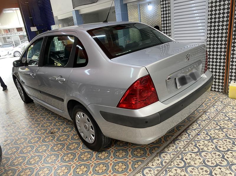 Peugeot 307 • 2010 • 76,800 km 12