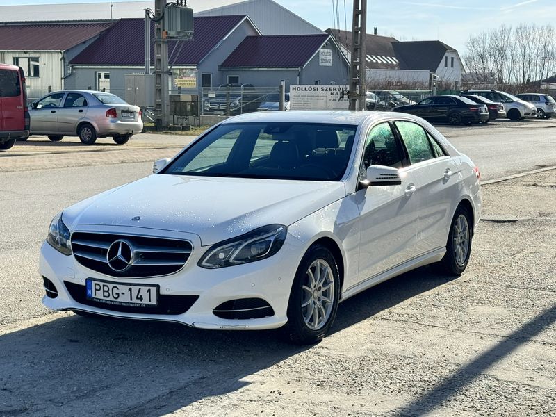 Mercedes-Benz E • 2015 • 262,000 km 3