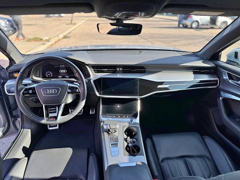 Audi A6 • 2020 • 94,000 km 3