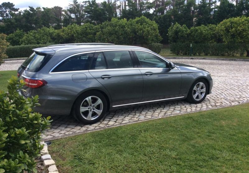 Mercedes-Benz 230 - 300 CE Coupé • 2017 • 170,000 km 4
