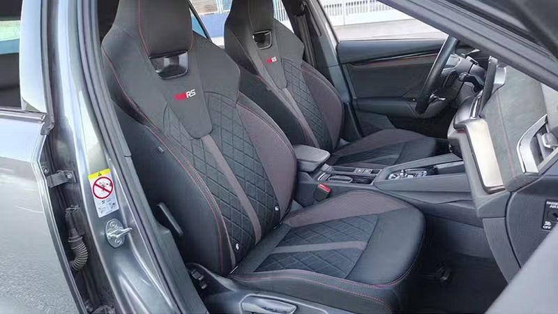 Škoda Octavia • 2023 • 72,167 km 11