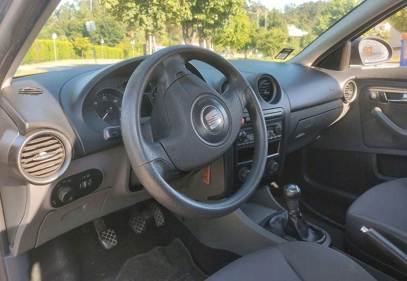 Seat Ibiza • 2006 • 299,000 km 2