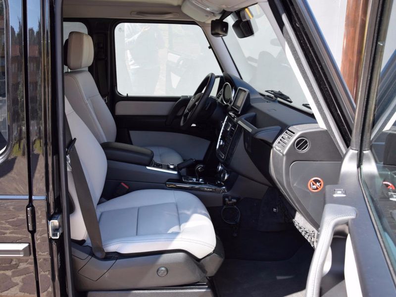 Mercedes-Benz G-Class • 2016 • 108,000 km 9