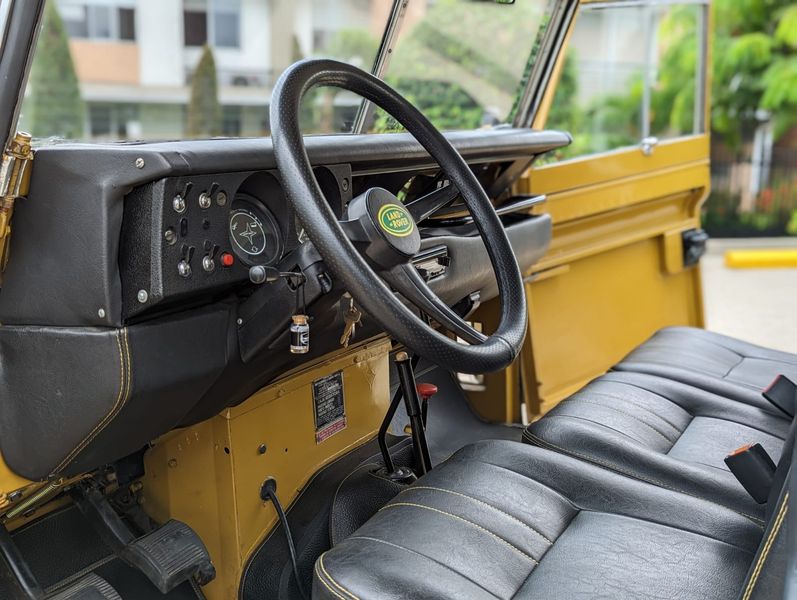 Land Rover 109 • 1979 • 39,936 mi 8