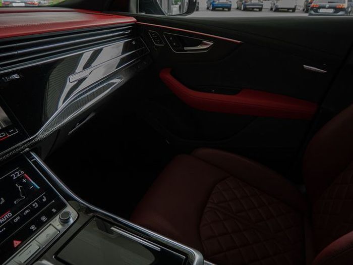 Audi SQ8 • 2021 • 88,000 km 14