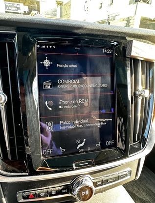 Volvo V90 • 2016 • 119,000 km 12