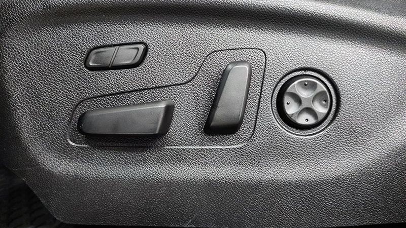 Kia Sorento • 2017 • 121,000 km 3