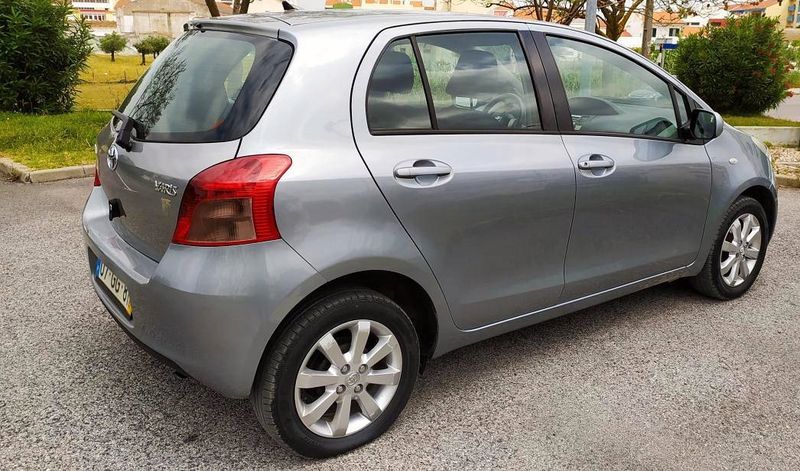 Toyota Yaris • 2008 • 169,000 km 3