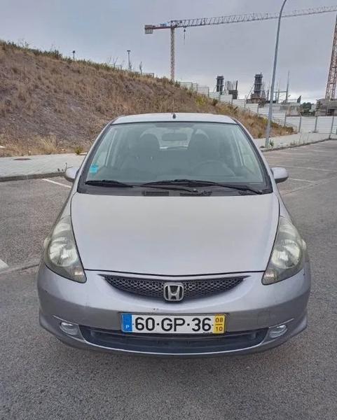 Honda Jazz • 2008 • 147,000 km 3