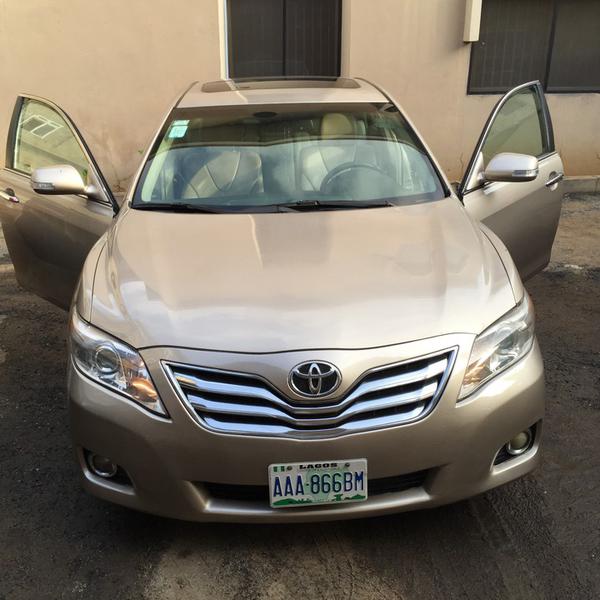 Toyota Camry • 2007 • 11,022 km 4
