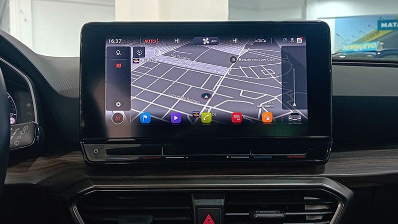 Seat Leon • 2021 • 29,432 km 4