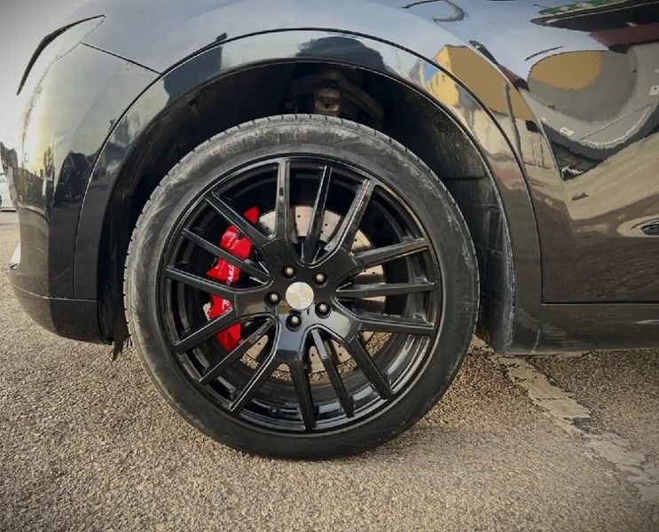 Maserati Levante • 2016 • 127,278 km 7