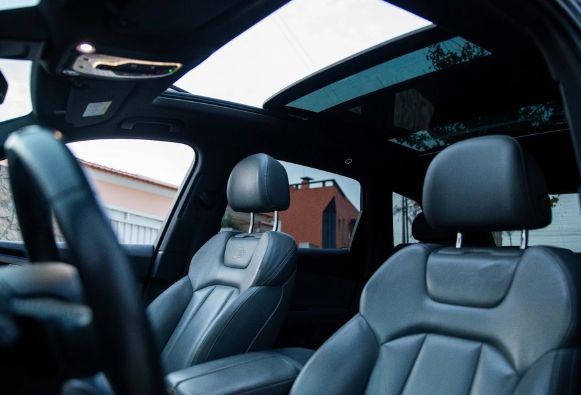 Audi Q7 • 2017 • 186,000 km 3