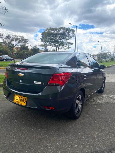 Chevrolet Onix • 2020 • 18,300 km 6
