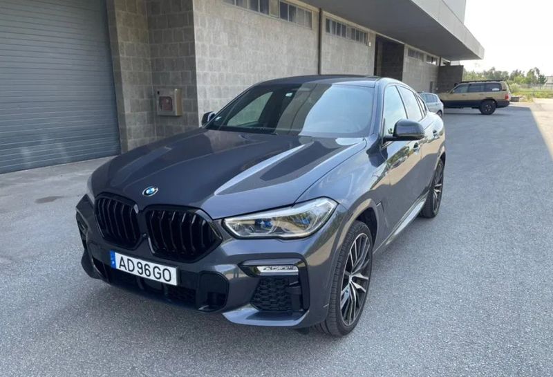 BMW X6 • 2020 • 29,800 km 1