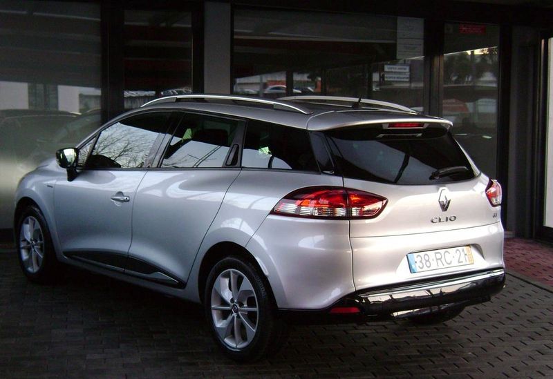 Renault Clio • 2016 • 100,000 km 2