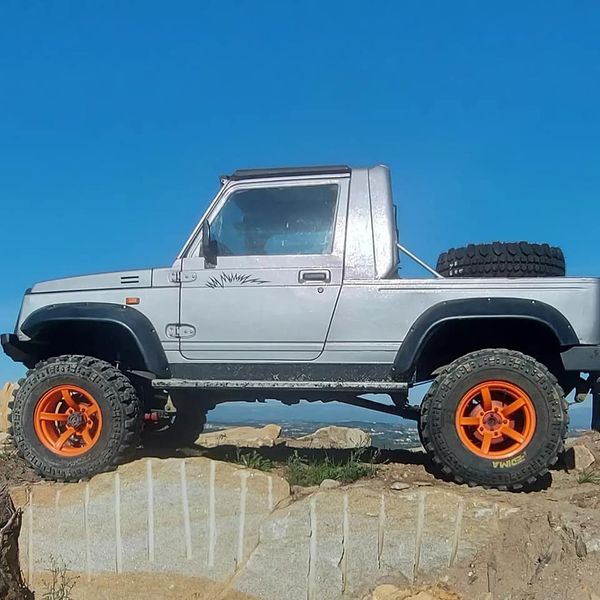 Suzuki Samurai • 2001 • 260,000 km 4
