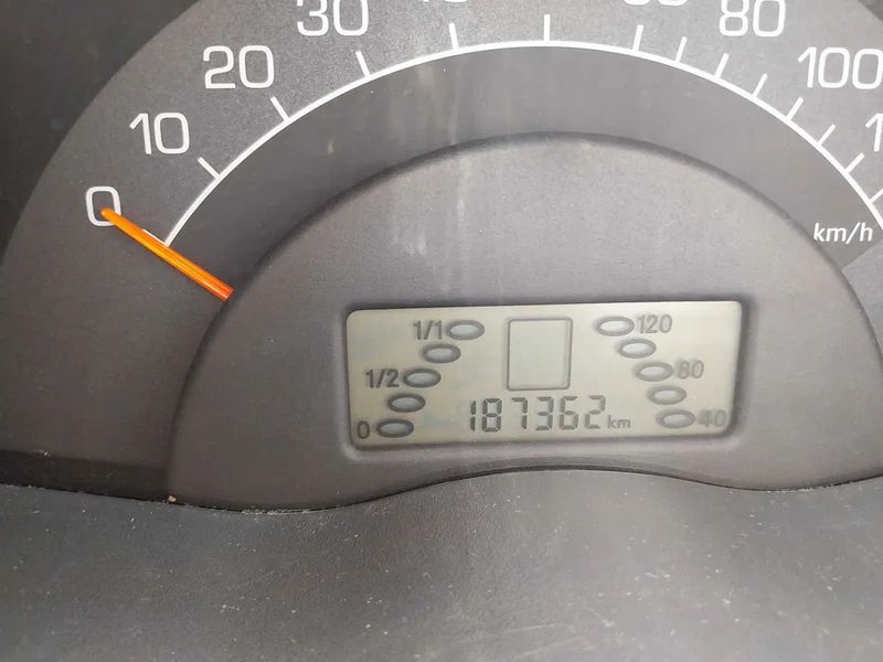 Smart fortwo • 2005 • 60,000 km 5