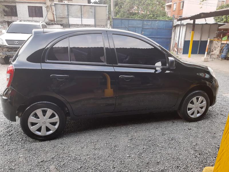 Nissan March • 2017 • 62,000 km 4